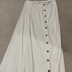 OFF WHITE LONG SKIRT SIZE XL